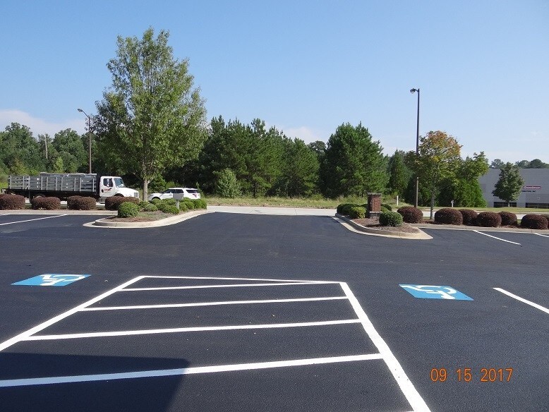 More Photos Of 2141 Eastview Pky, Conyers Office For Sale