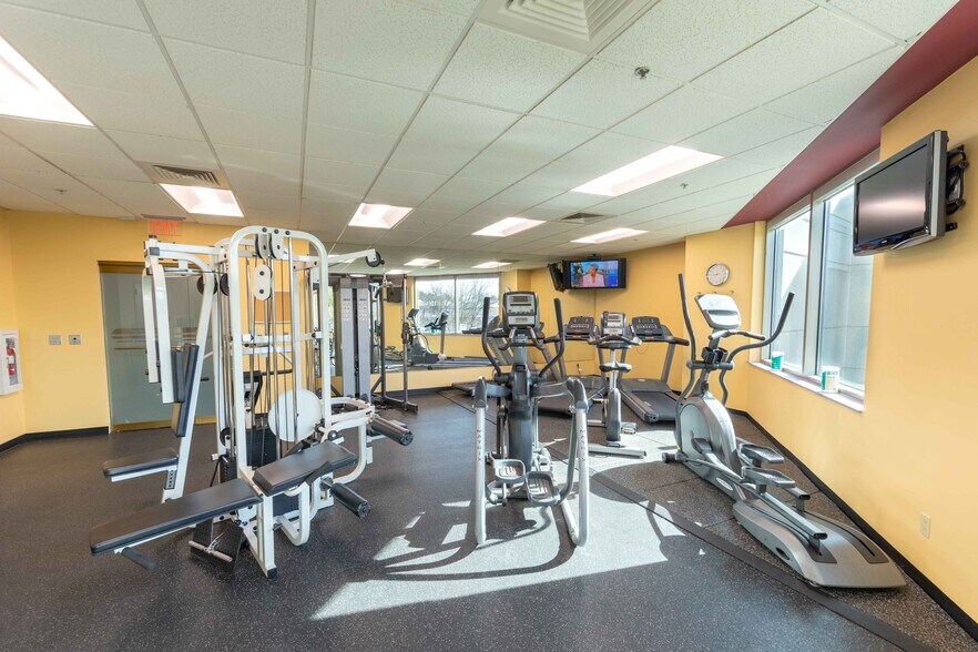 More Photos Of 401 Plymouth Rd, Plymouth Meeting Office For Lease