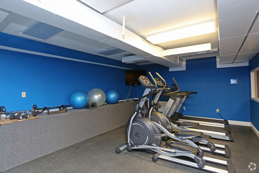 More Photos Of 125 W Saratoga St, Baltimore Apartments For Sale