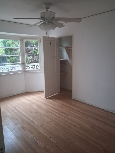 More Photos Of 1826-1832 California Ave, Santa Monica Apartments For Sale