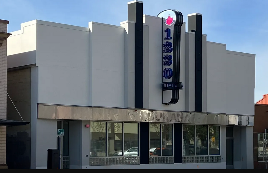 Primary Photo Of 1230 State St, Salem Restaurant For Sale