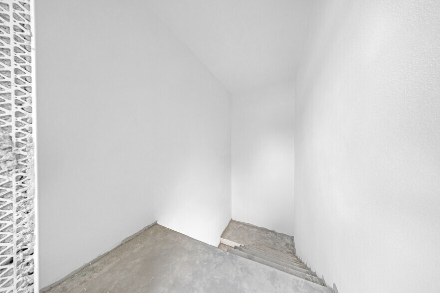 More Photos Of 1254 SW 2nd St, Miami Apartments For Sale