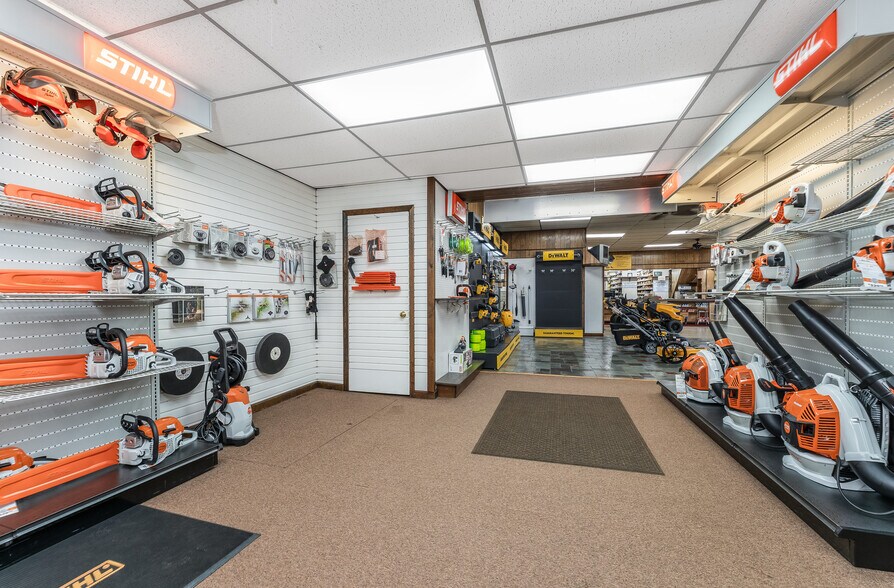 More Photos Of 5 Larison Ln, Ringoes Storefront Retail Office For Sale