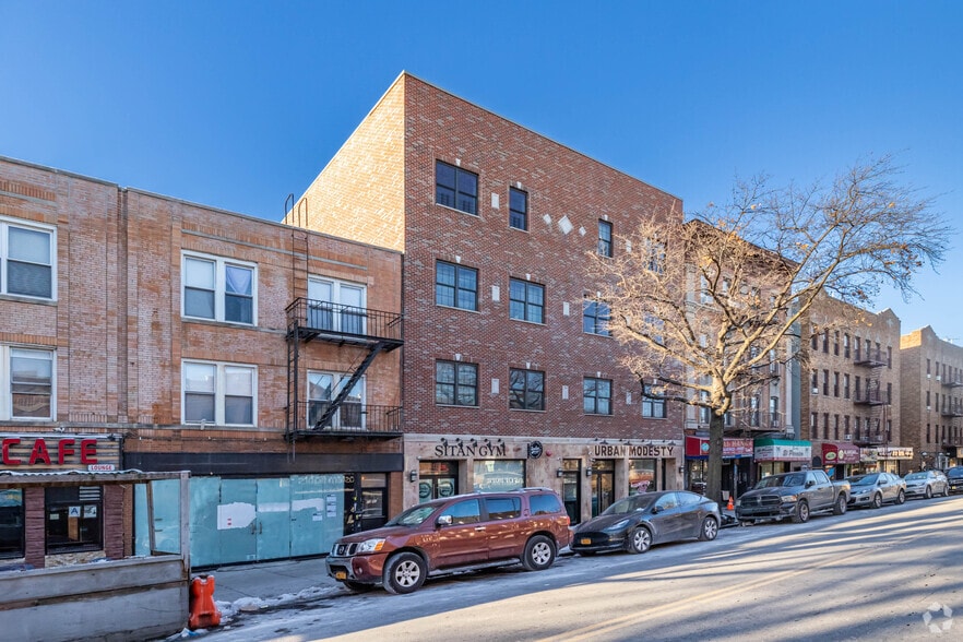 More Photos Of 2534 Steinway St, Long Island City Multifamily For Sale