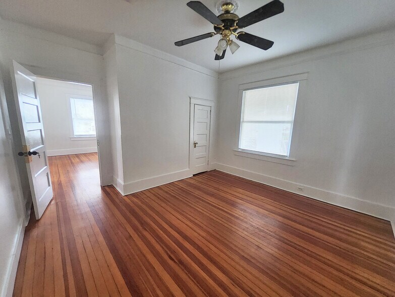 More Photos Of 2139 Bull St, Columbia Medical For Lease