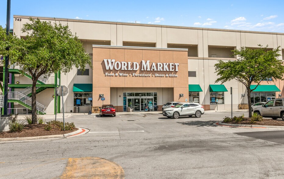 More Photos Of NW Loop 410 @ Blanco Rd, San Antonio Unknown For Lease