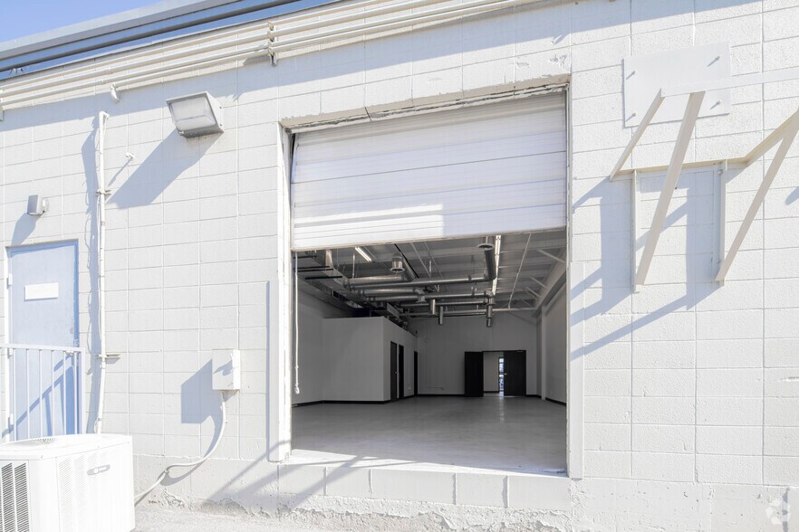 More Photos Of 7000 Broadway, Denver Unknown For Lease