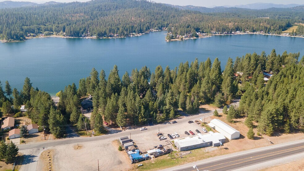 More Photos Of 802 S Shore Diamond Lake Rd, Newport Restaurant For Sale