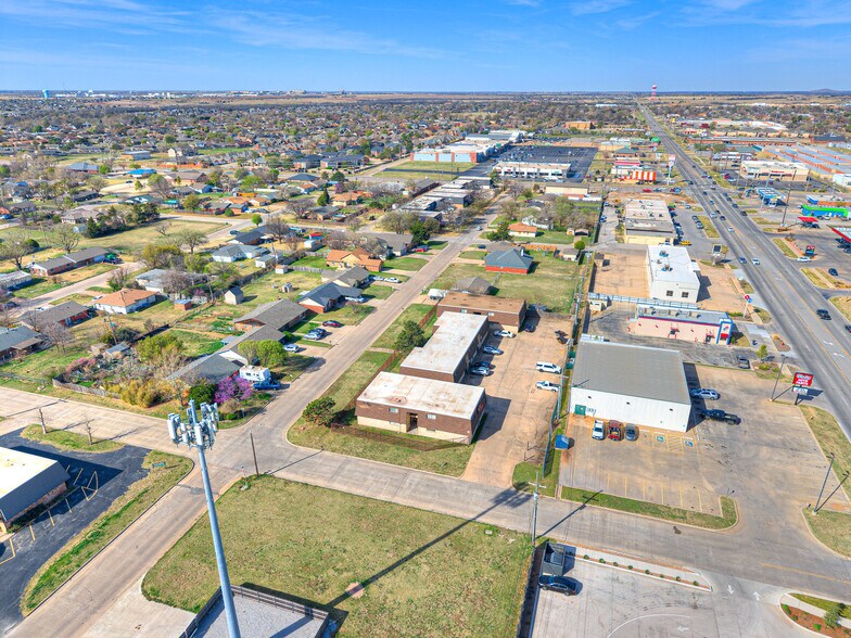 More Photos Of 6401 NW Oak Ave, Lawton Apartments For Sale