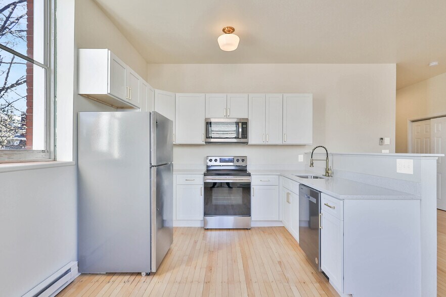 More Photos Of 215 E High St, Hellertown Apartments For Sale