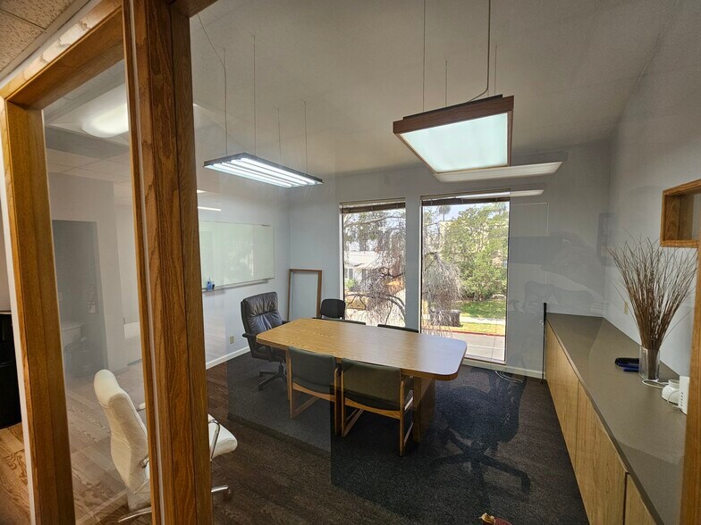 More Photos Of 2910 W Broadway, Los Angeles Office Residential For Lease
