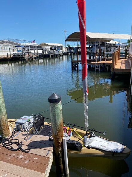 More Photos Of 3096 Skipper Ln, Saint James City Marina For Sale