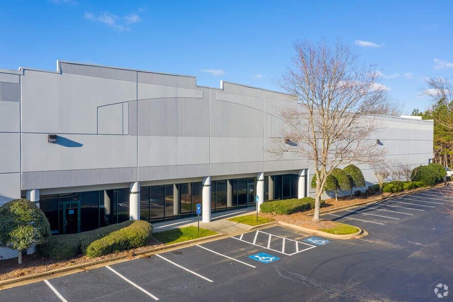 More Photos Of 200 Best Friend Ct, Norcross Warehouse For Lease