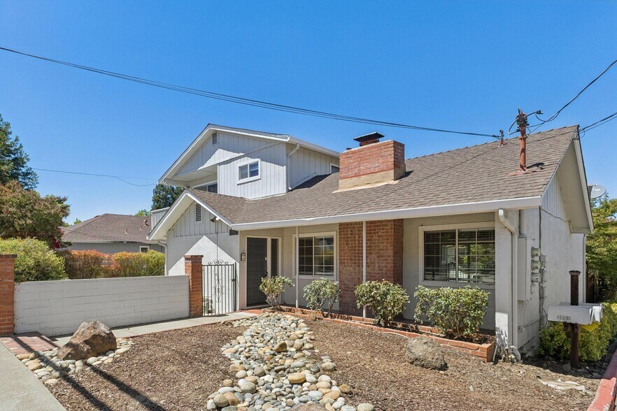 More Photos Of 3851 Vineyard Ave, Pleasanton Multifamily For Sale
