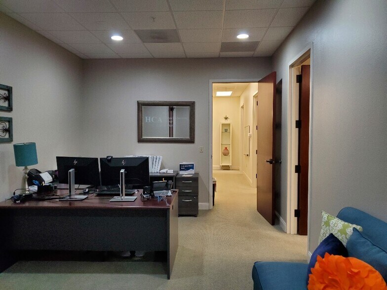 More Photos Of 2461 W SR 426, Oviedo Loft Creative Space For Lease