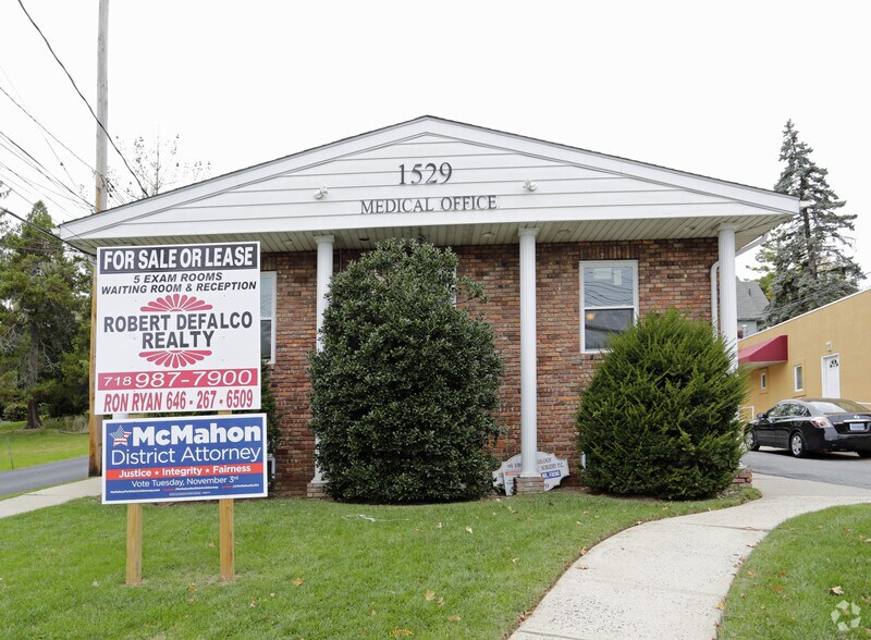 More Photos Of 1529 Richmond Rd, Staten Island Office For Sale