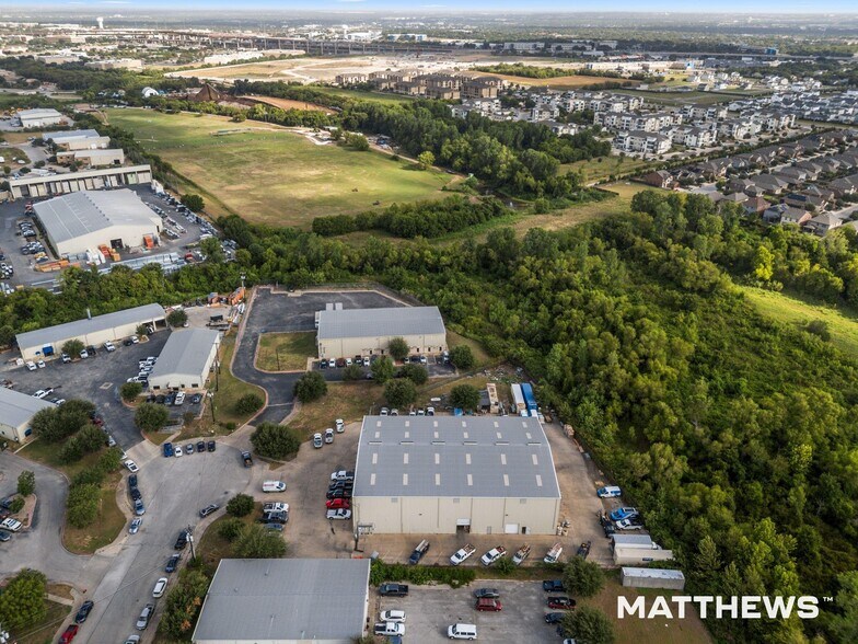 More Photos Of 16808 Radholme Ct, Round Rock Warehouse For Sale