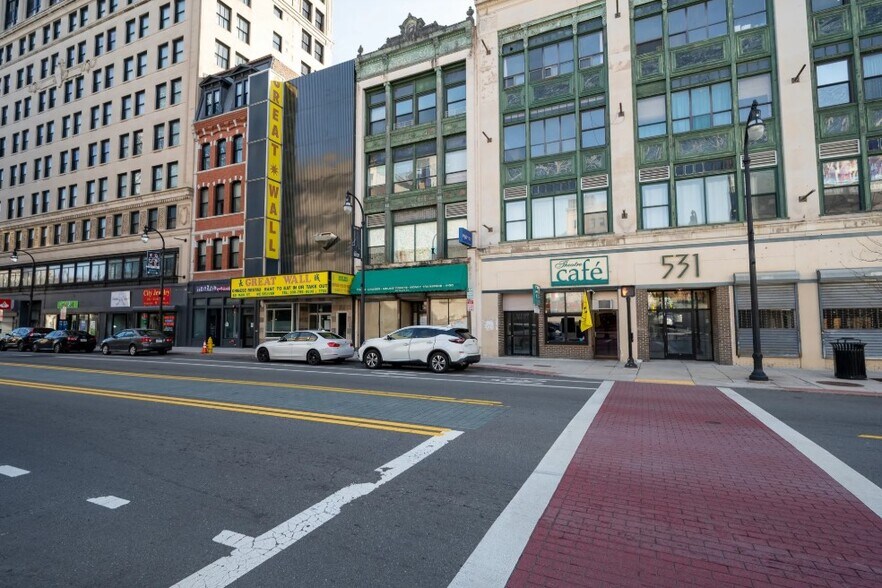 More Photos Of 531-545 Main St, Worcester Office For Sale