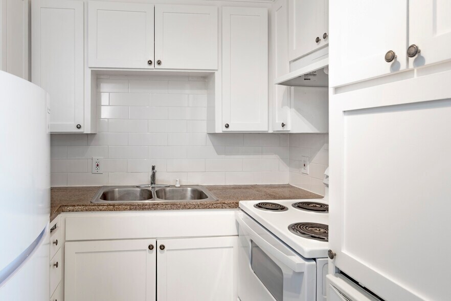 More Photos Of 2136 Main St, Santa Clara Apartments For Sale