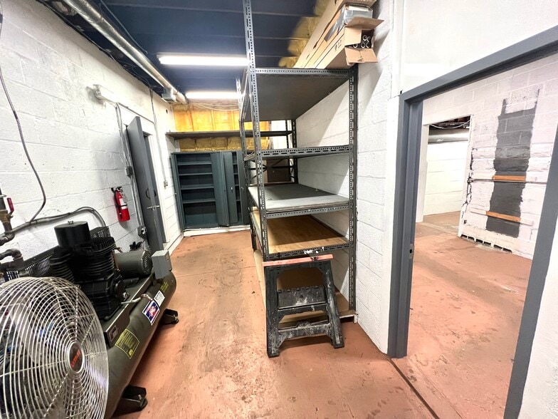 More Photos Of 80-88 Holmes Street, Belleville Warehouse For Sale