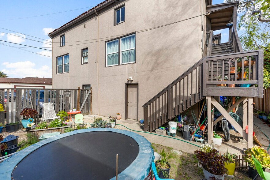 More Photos Of 2900 Barrett Ave, Richmond Multifamily For Sale