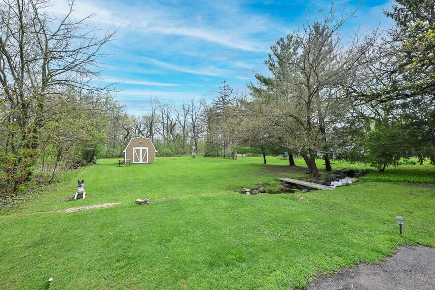 More Photos Of 26001 75th St, Salem Freestanding For Sale