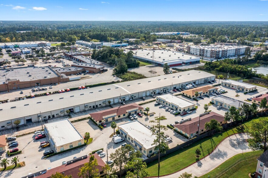 More Photos Of 25329 Budde Rd, The Woodlands Unknown For Lease