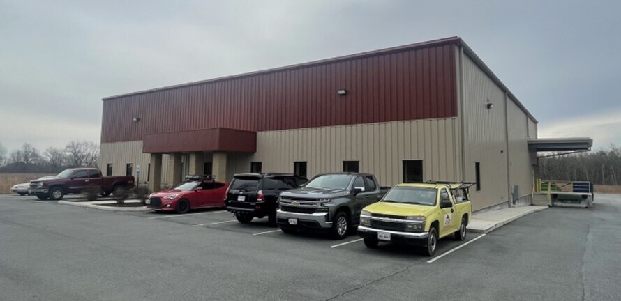 Primary Photo Of 265 Ewing Dr, Rustburg Showroom For Lease