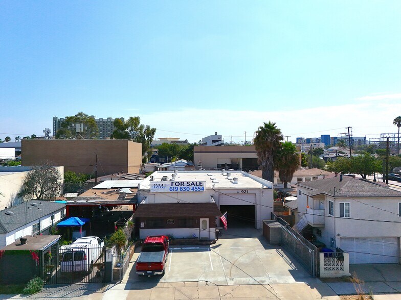 More Photos Of 921 Coolidge Ave, National City Light Manufacturing For Sale