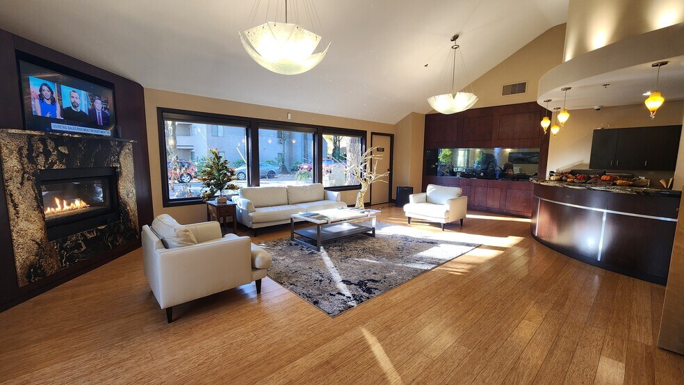 More Photos Of 4309 SW Oakridge Rd, Lake Oswego Medical For Sale