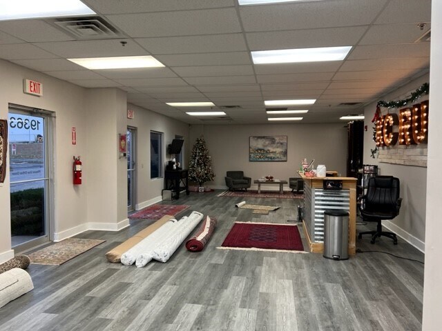 More Photos Of 19313-19363 W 151st Ter, Olathe Warehouse For Lease