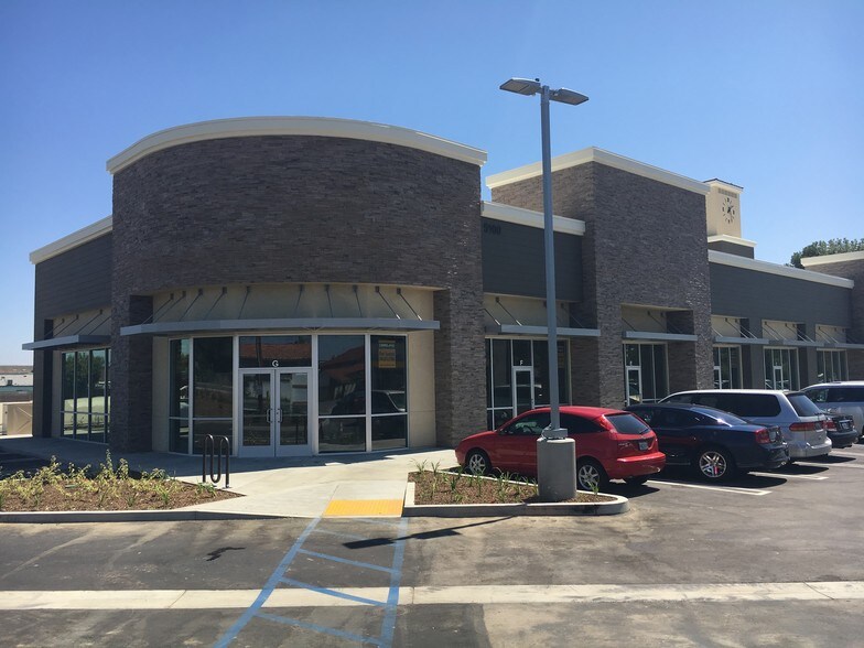 More Photos Of 5100 Orangethorpe Ave, La Palma General Retail For Lease