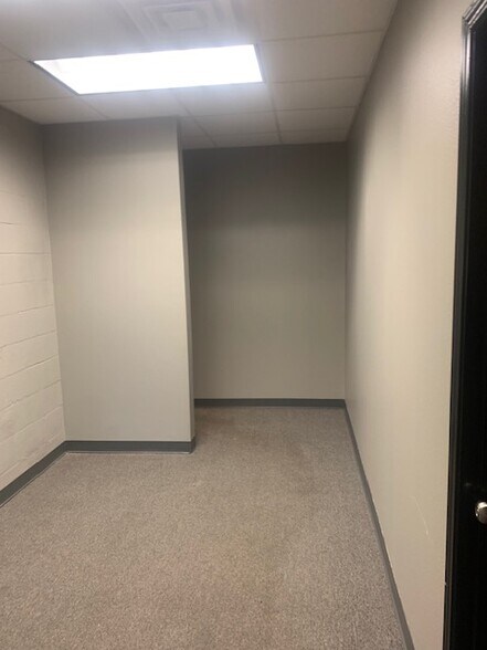 More Photos Of 3231 S Alameda St, Corpus Christi General Retail For Sale