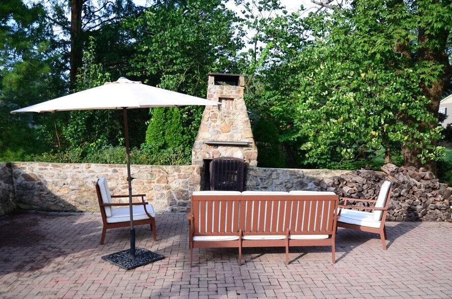 More Photos Of 3795 Route 202, Doylestown Freestanding For Sale