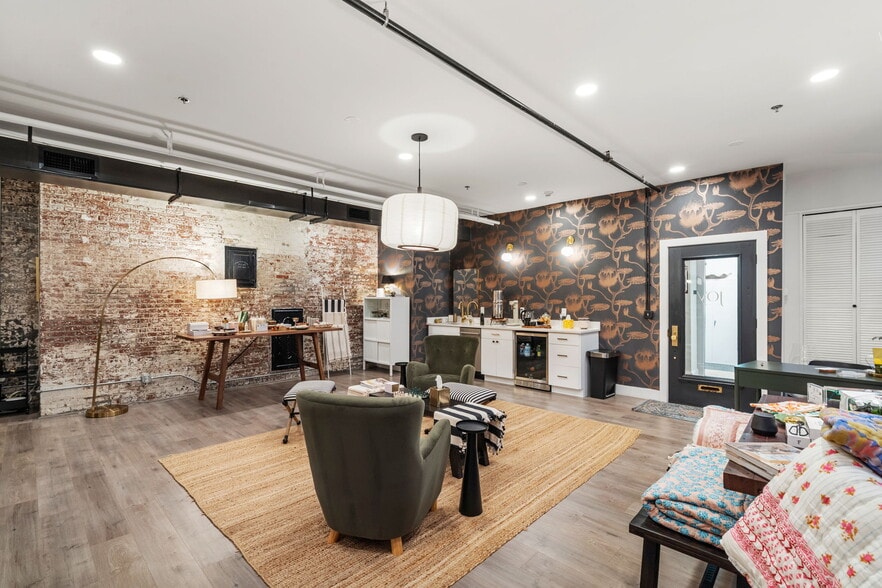 More Photos Of 24 Cambridge St, Charlestown Loft Creative Space For Sale