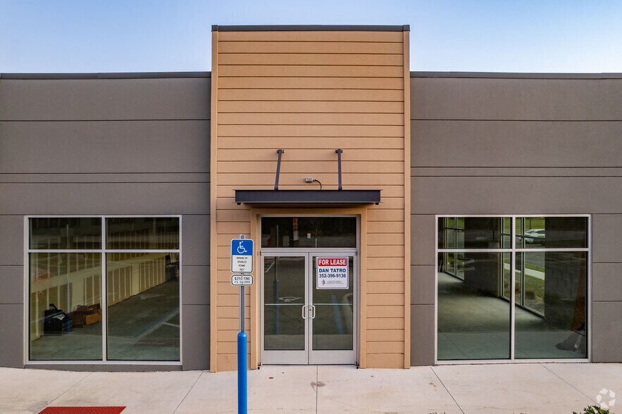 More Photos Of 24352 State Road 44, Eustis General Retail For Sale