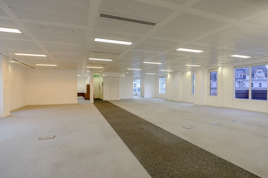 More Photos Of 200 Aldersgate, London Office For Lease