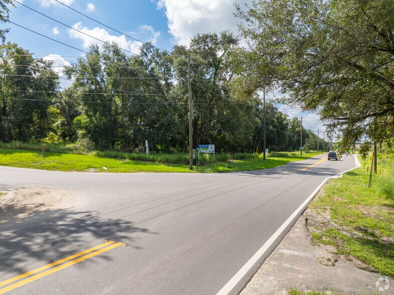 More Photos Of 1700 Keene Rd, Apopka Storefront Retail Office For Lease