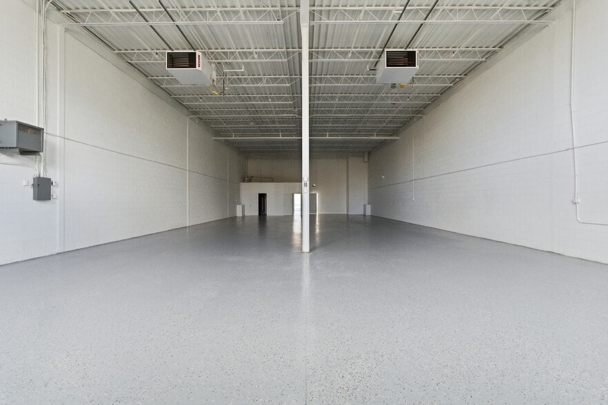 More Photos Of 397 Humberline Dr, Toronto Warehouse For Sale