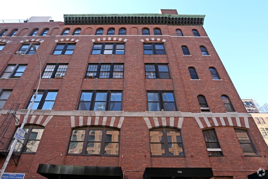 More Photos Of 544-548 W 27th St, New York Loft Creative Space For Lease