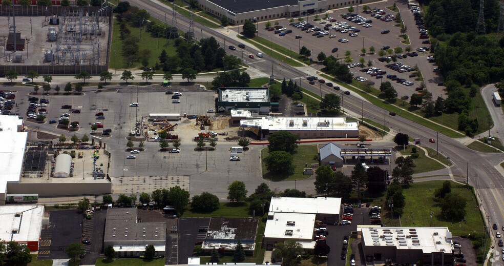 More Photos Of 5140 Coolidge Hwy, Royal Oak Medical For Lease