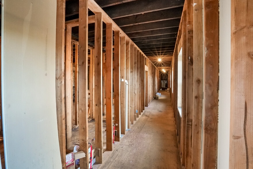 More Photos Of 81 Smith St, Perth Amboy Storefront Retail Residential For Sale