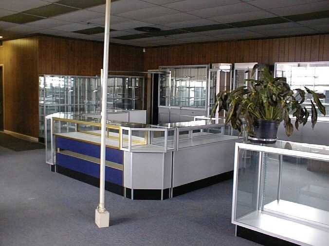 More Photos Of 610 Commercial Ave, Carlstadt Manufacturing For Lease