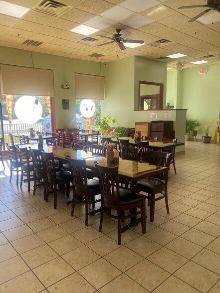 More Photos Of 10 Meadowlands Pky, Secaucus Unknown For Lease