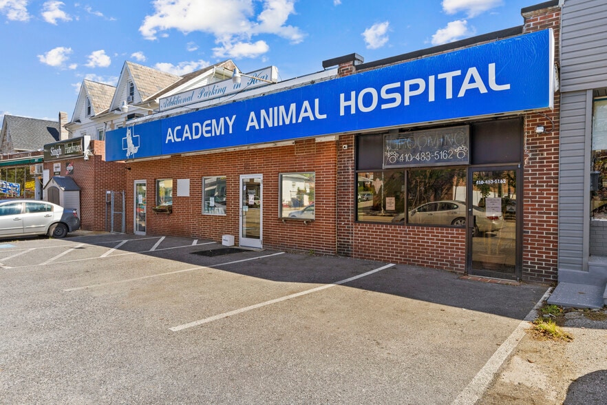 Primary Photo Of 5915 Belair Rd, Baltimore Veterinarian Kennel For Sale