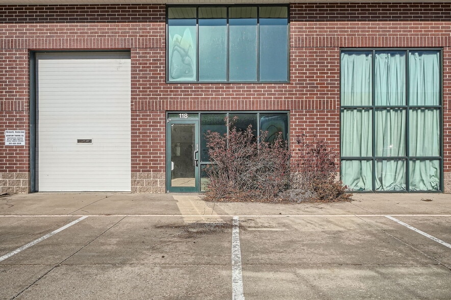 More Photos Of 11919 W I-70 N, Wheat Ridge Warehouse For Sale