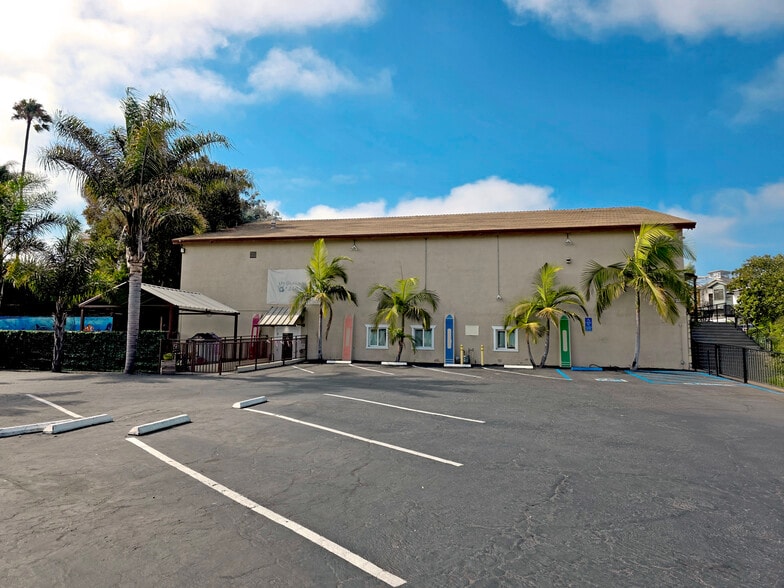 More Photos Of 1063 Aviation Blvd, Hermosa Beach Religious Facility For Sale