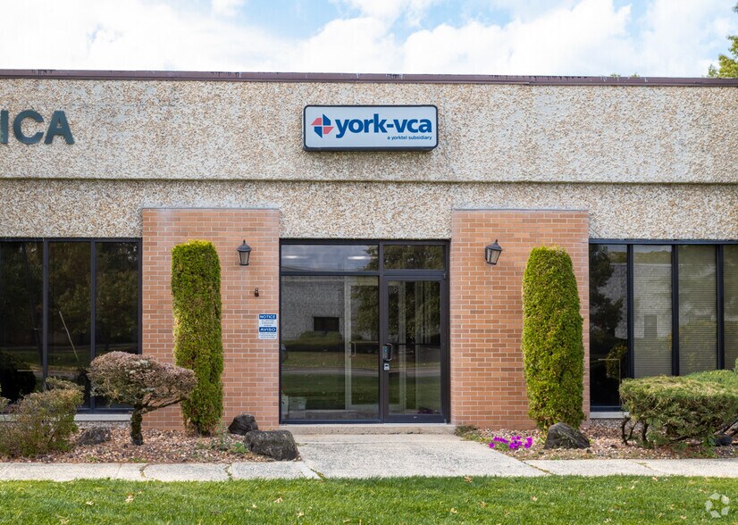 More Photos Of 7 Veronica Ave, Somerset Warehouse For Lease