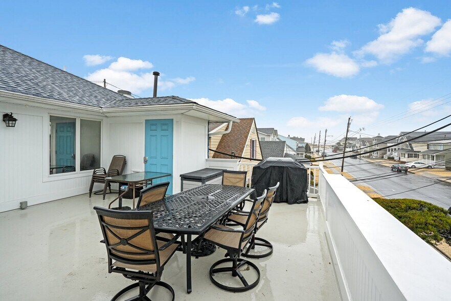 More Photos Of 65 Grand Central Ave, Lavallette Storefront Retail Residential For Sale