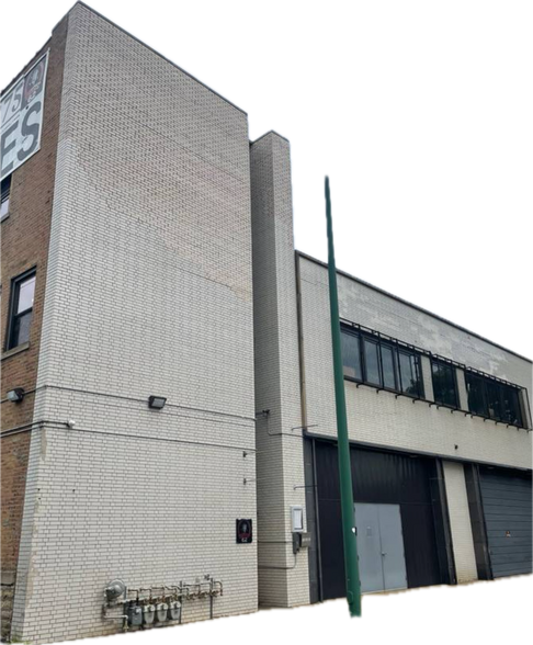 More Photos Of 140 W 62nd, Chicago Manufacturing For Lease